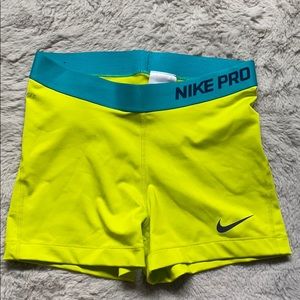 NIKE PROS